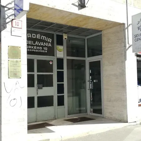 Downtown Bianca 布拉迪斯拉发